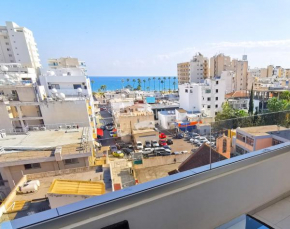 Sunny Daze Seaview Apartment